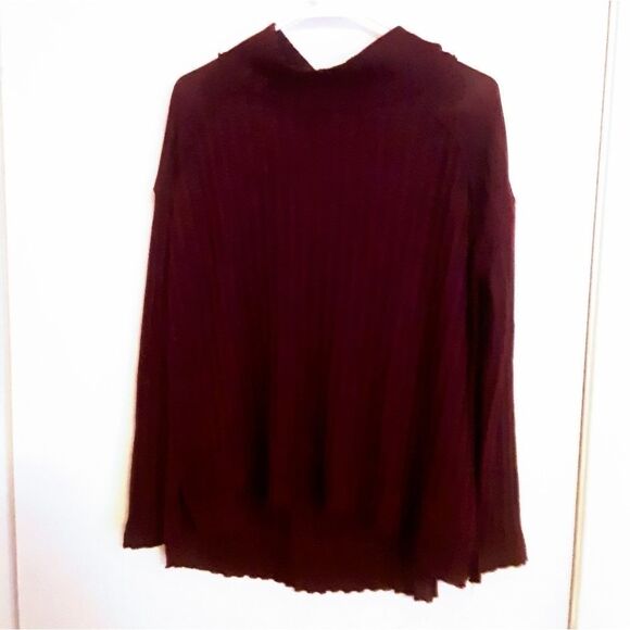 Free People Oversized Plum Sweater Top Size Small - Picture 1 of 6